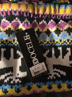DOCELI Women's Black Multicolor Patterned Leggings - One Size